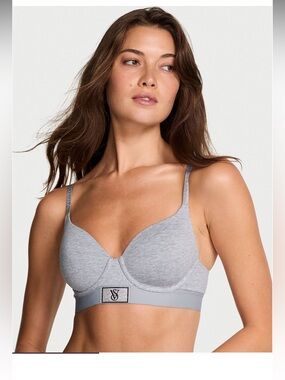 Victoria's Secret Lightly Lined Wired Full Coverage Bra 40DD